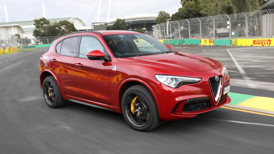  Alfa Romeo Stelvio Quadrifoglio (949) 2019 года  (AU) (фото 26 из 34)